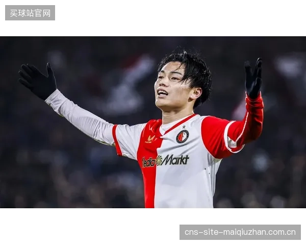 上田绮世与前田大然特点互补，森保一或将根据对手防线特点决定中锋人选。